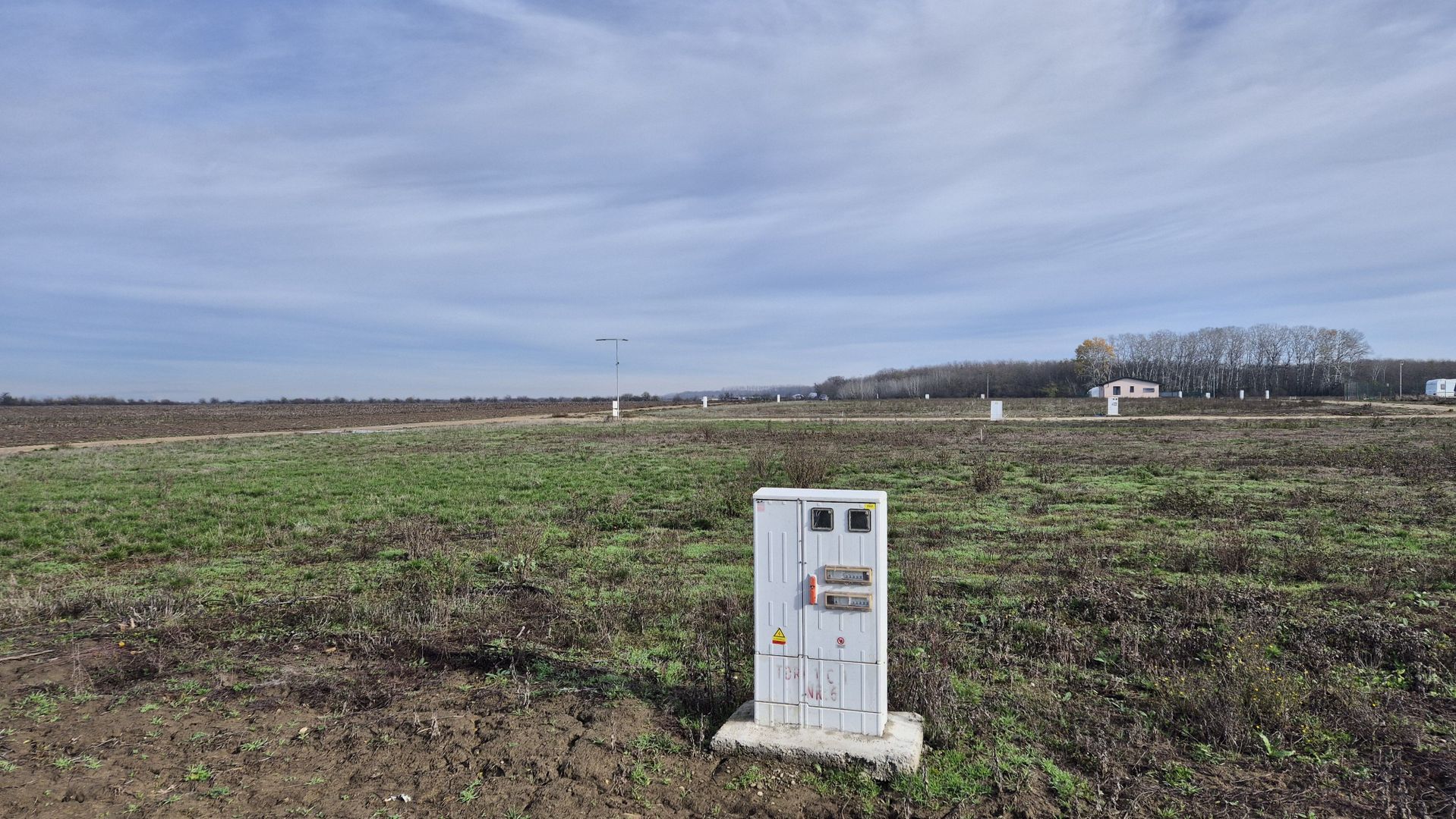 Loturi de teren 638 mp - curent tras la teren - Crevedia - Poză 5
