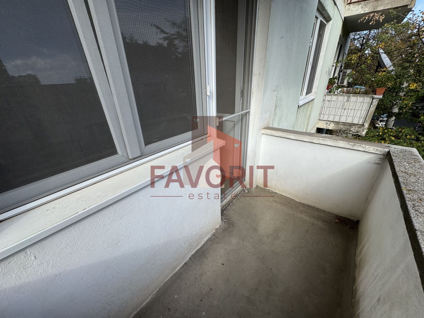 Etaj 2. Centrala proprie. La 400 m de Opera. Disponibil imediat. - Poză 10