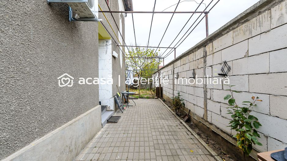 Casă tip duplex cu 2 apartamente în Poltura - Poză 10