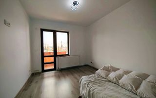 Vilă Individuală cu o curte generoasa zona Aparatorii Patriei - Poză 18