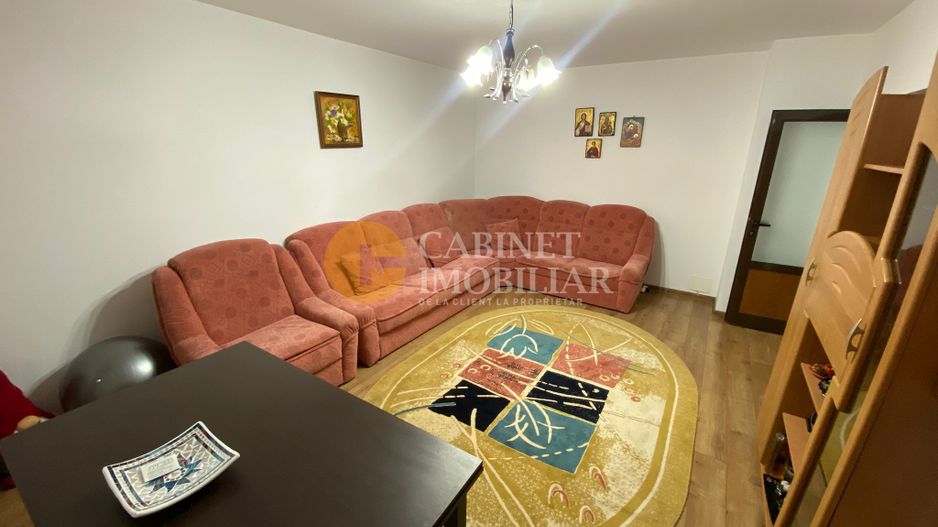 Gară - Bloc Tip Vilă - 3 camere decomandat + loc parcare - Poză 1