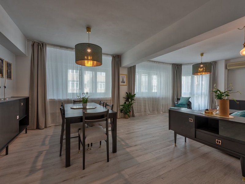 Apartament superb de 3 camere zona Universitate - Poză 10