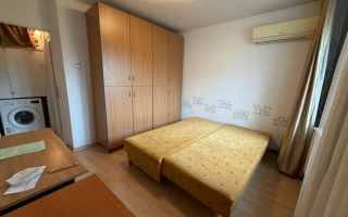Etaj 3/Apartament 2 Camere/Decomandat/ Nicolina Prima Statie! - Poză 3
