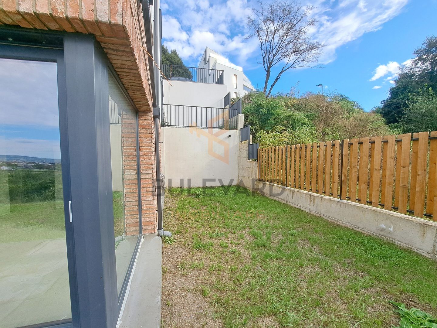 Apartament exclusivist, curte individuala, parcare acoperita, zona Europa - Poză 22