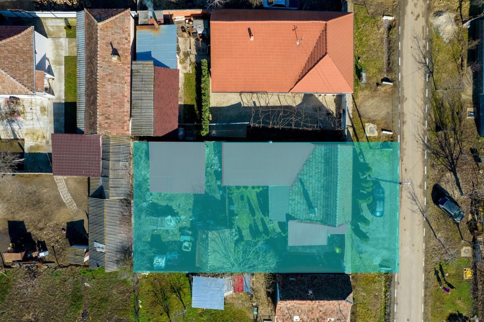 Casă în satul Călugăreni comuna Felnac - Poză 2