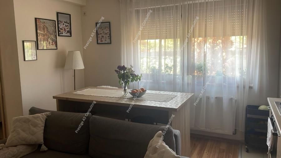 Apartament 3 camere | Parcare | Curte privata bloc - Poză 2