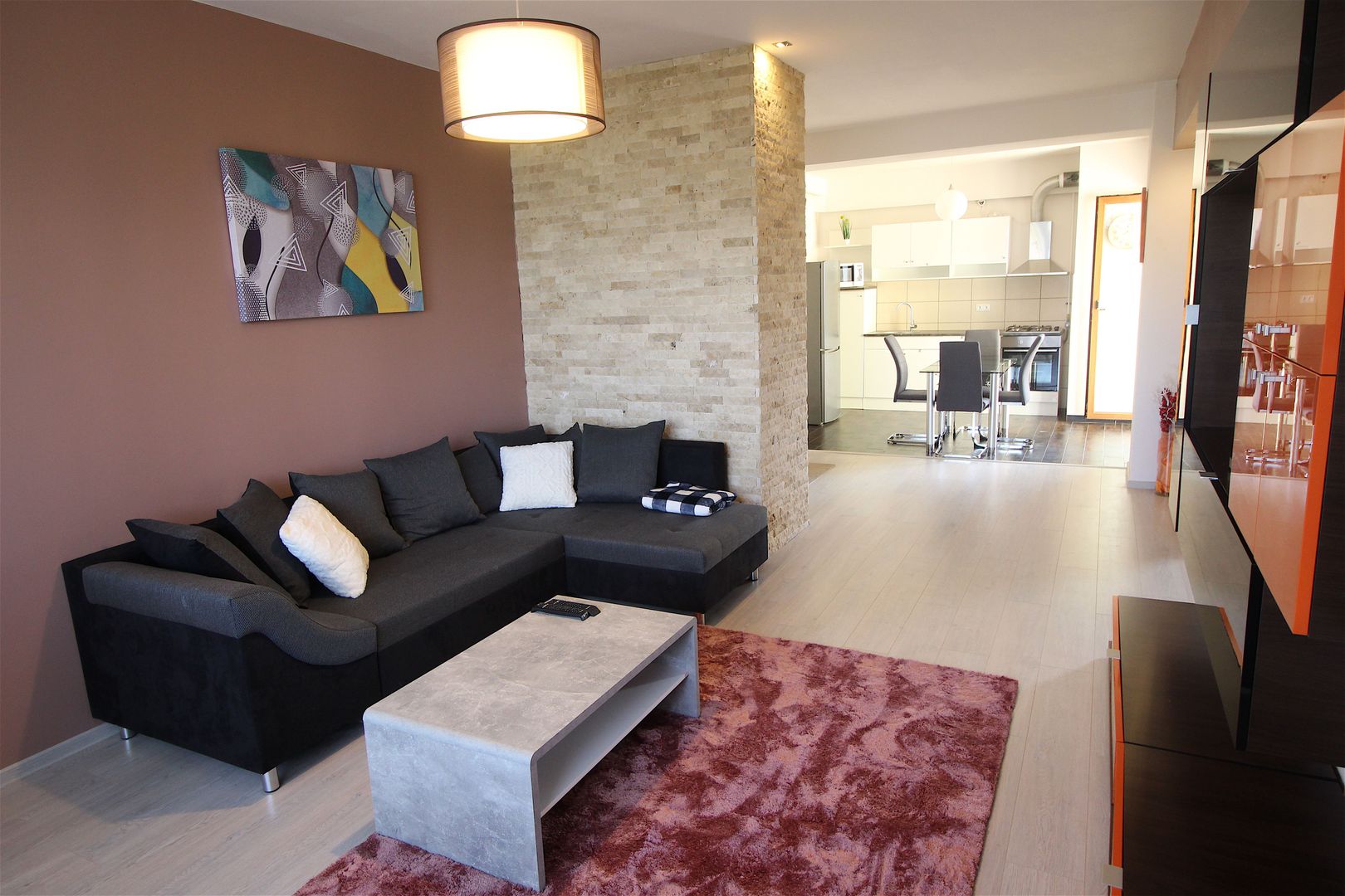 Apartament cu 2 camere de vânzare în zona Aradului - Poză 1