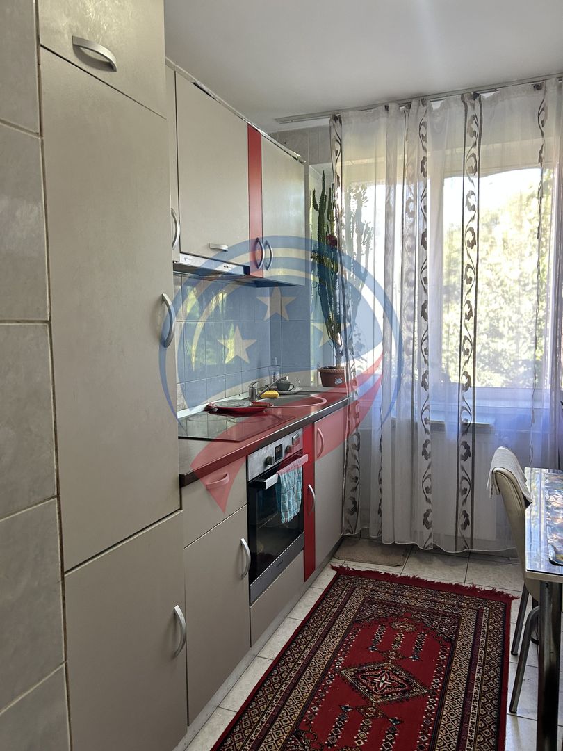 Apartament 2 camere semidecomandat | Semicentral | Etaj 3 | Mobilat și utilat | - Poză 4
