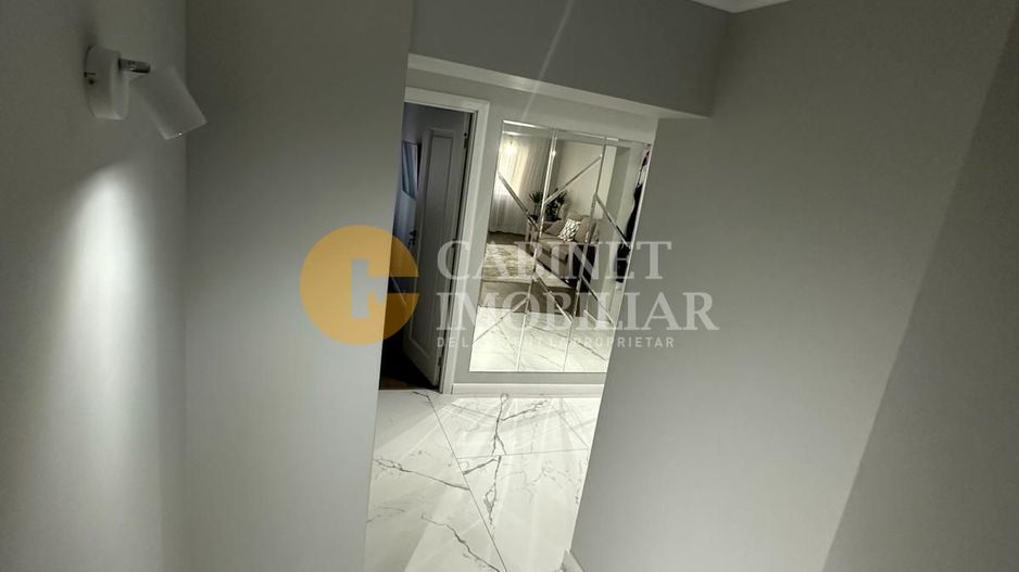 Nicolina -Apartament 4 Camere Decomandat  Bloc 1986 - Poză 12