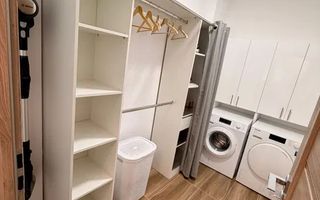 Apartament de vanzare cu 3 camere, 2 bai, balcon, garaj - Poză 4