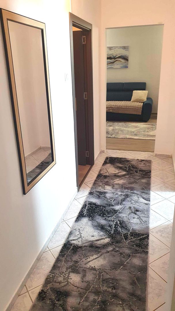 🚇 Închiriez Apartament cu 2 camere, 50 m de metrou 1 Decembrie - Poză 7