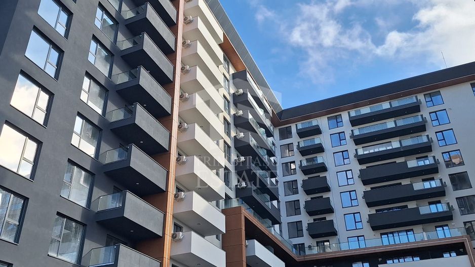 3 CAMERE - 2 BAI-2 BALCOANE - ULTRAFINISAT FINALIZAT  TITAN PALLADY - Poză 1