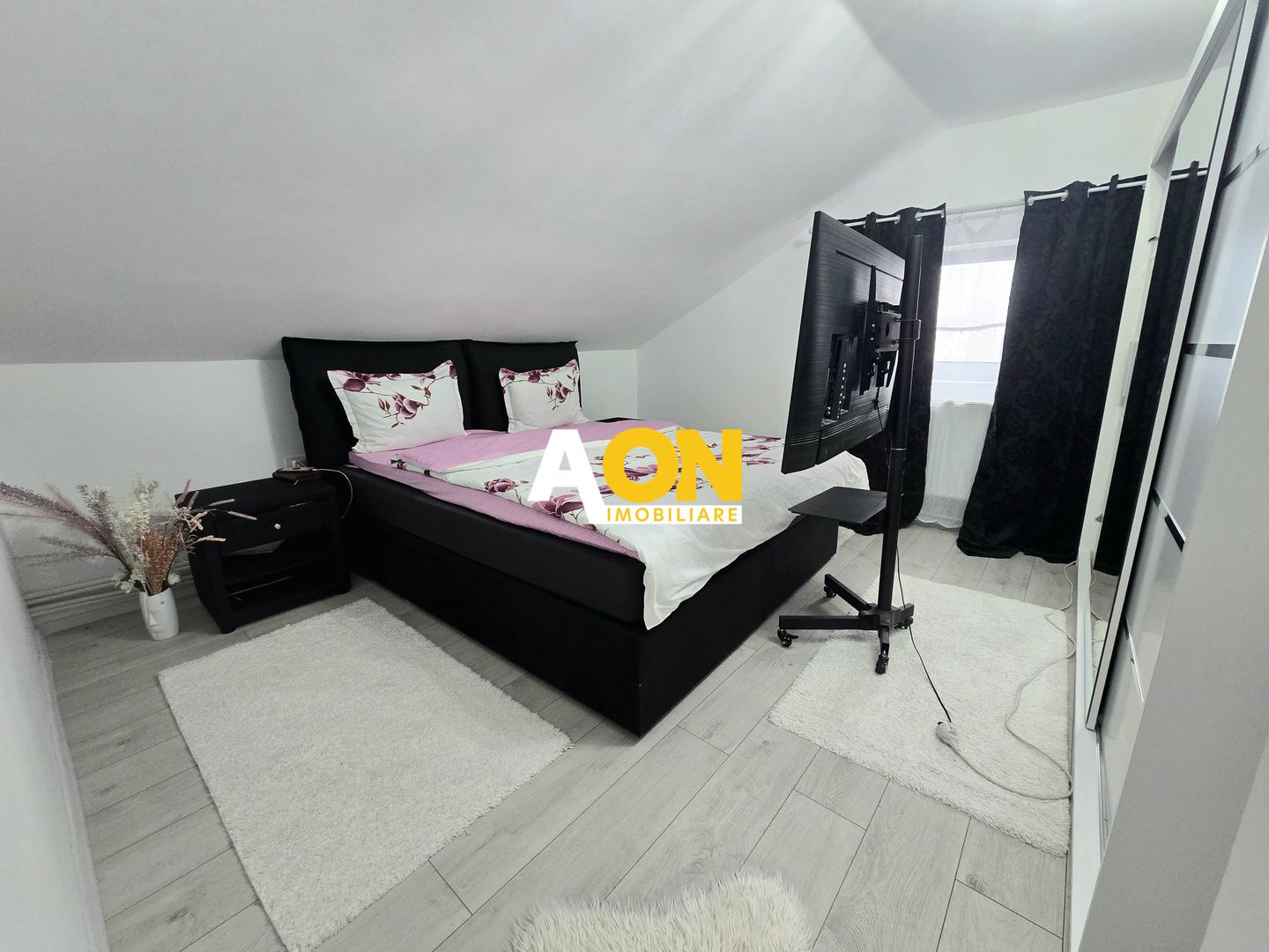 Casa 3 Camere, 2 Bai, 670mp Teren - Poză 5