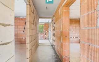 Casă individuală la cheie in Utvin - Poză 10