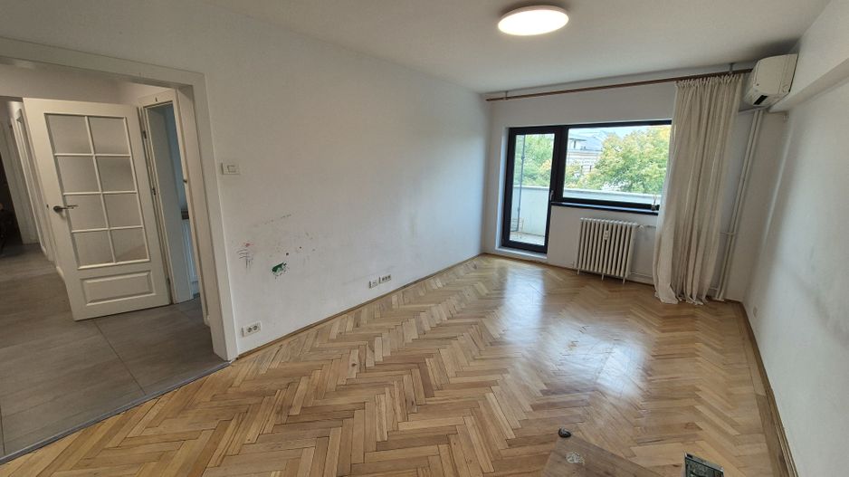 Apartament cu 3 camere 90,11 mp, bloc 1996 - Unirii - Poză 1