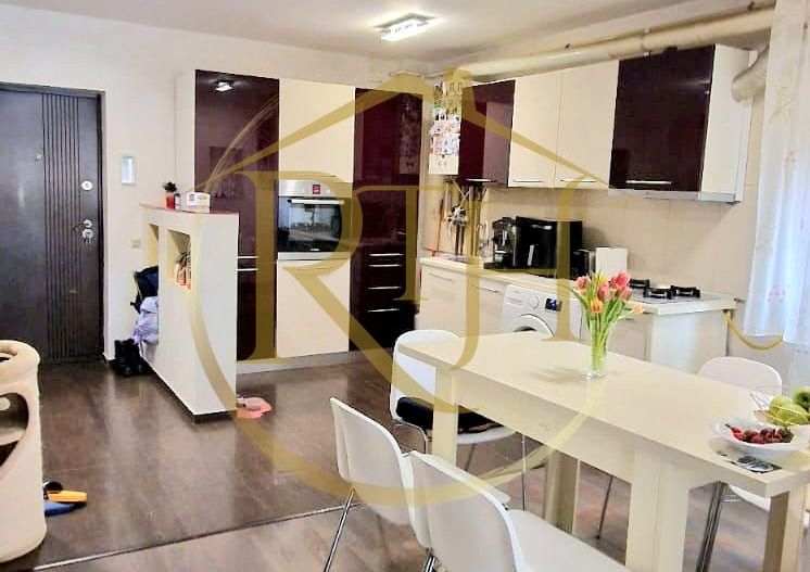 Oferim spre vânzare un apartament cu 3 camere în Giroc! - Poză 3