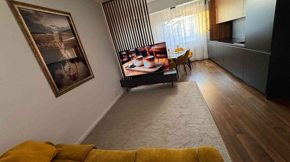 Apartament 3 camere + parcare - Poză 2