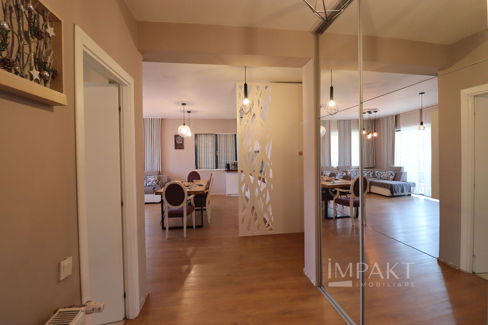 Apartament superb spre inchiriere cu trei camere, cartier Buna Ziua! - Poză 12