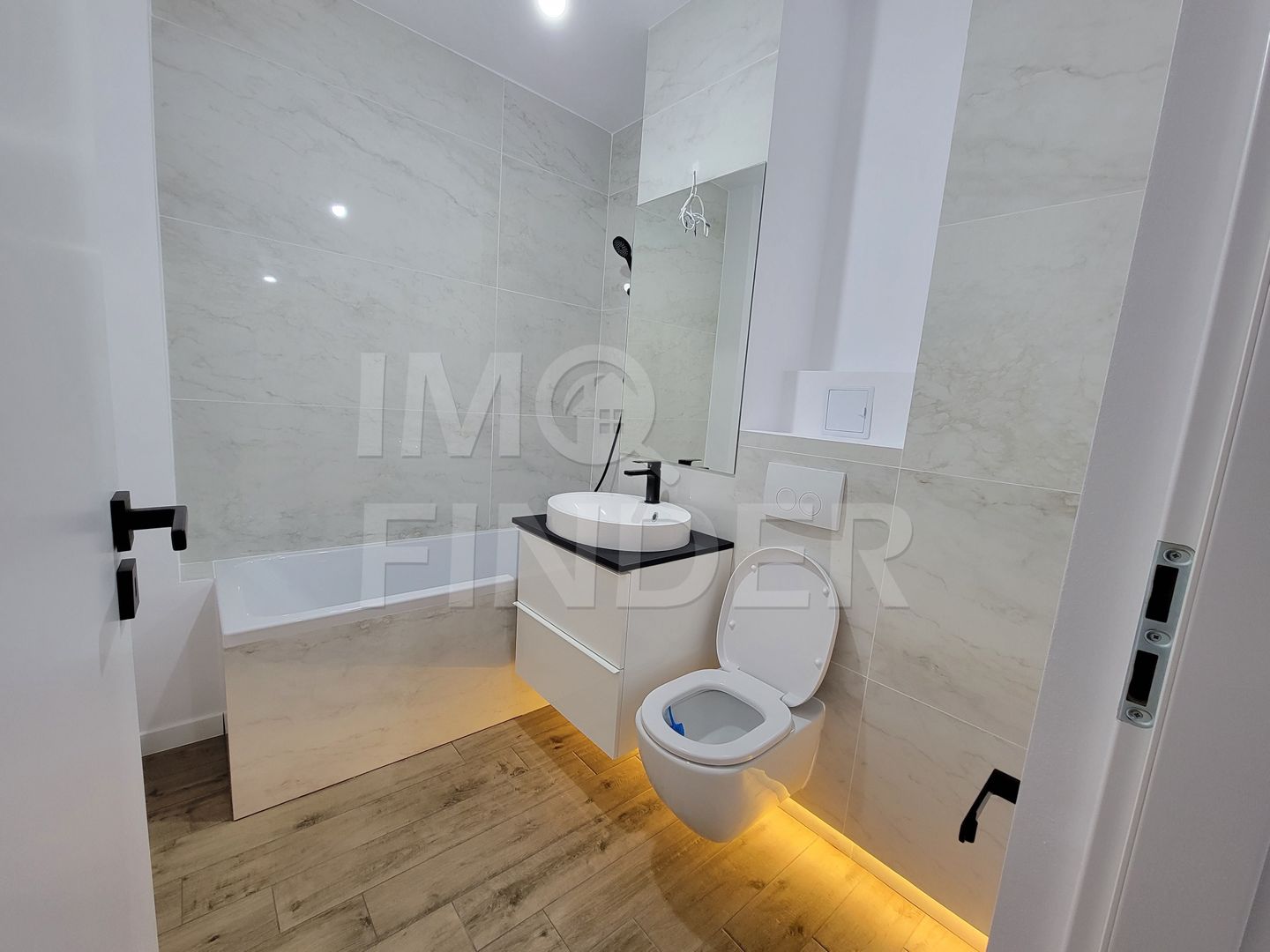 Vanzare apartament 3 camere, parcare, zona FSEGA, Iulius Mall - Poză 4