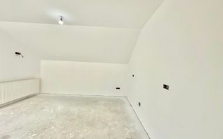 Casă individuală de vanzare  cu garaj și curte proprie – Hălchiu - Poză 15