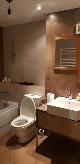Apartament 3 camere lux, curte proprie 120 mp, parcare, piscină, pet friendly - Poză 12