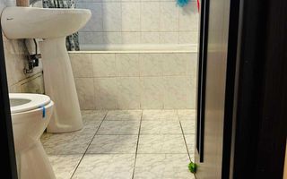 Apartament 3 camere Titan, parcare inclusă, etaj 4, complet mobilat - Poză 8