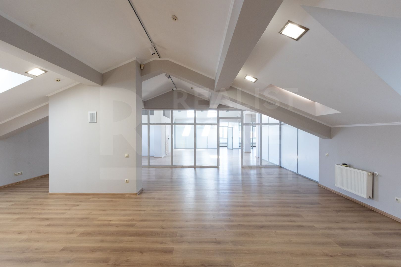 Chirie, spațiu de birouri, 505 mp, strada Mitropolit Bănulescu-Bodoni, - Poză 31