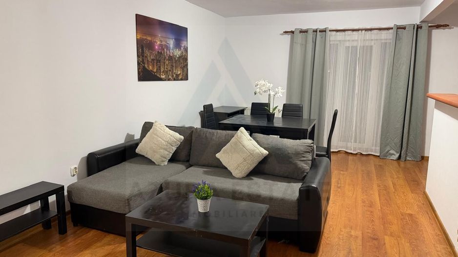 Apartament 2 camere etaj 2 cu parcare privata in zona Sub Arini - Poză 1