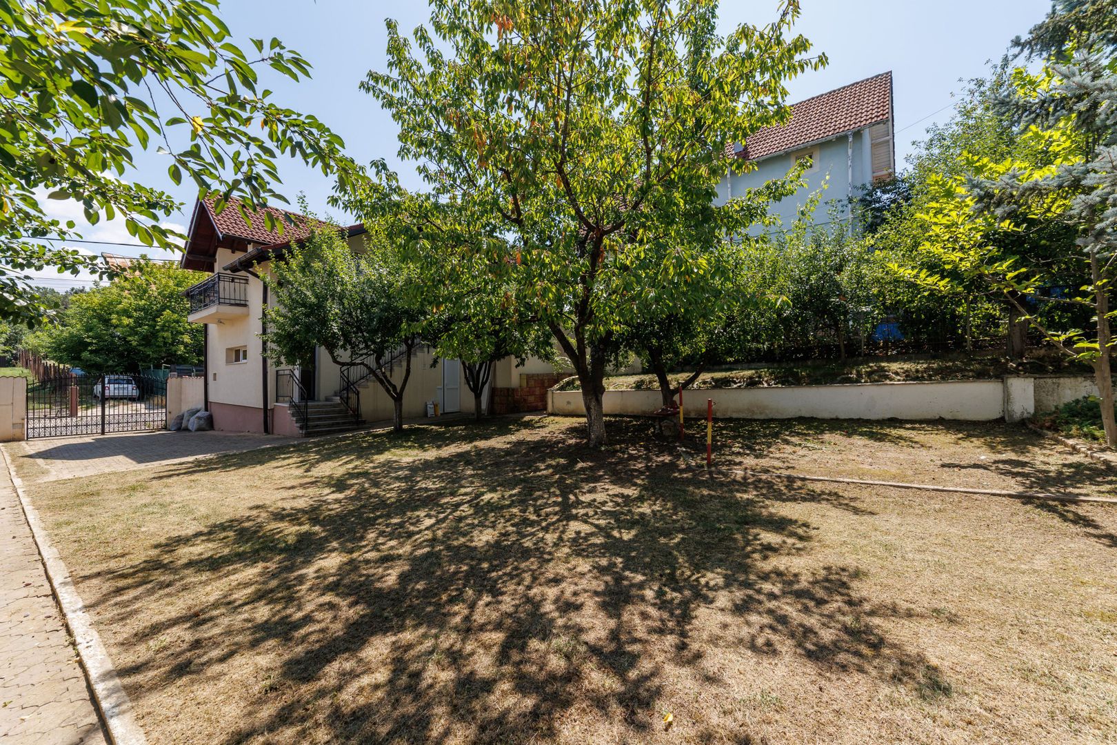 Proprietate multifunctionala | Doua cladiri | 581 mp | Pitesti - Poză 30