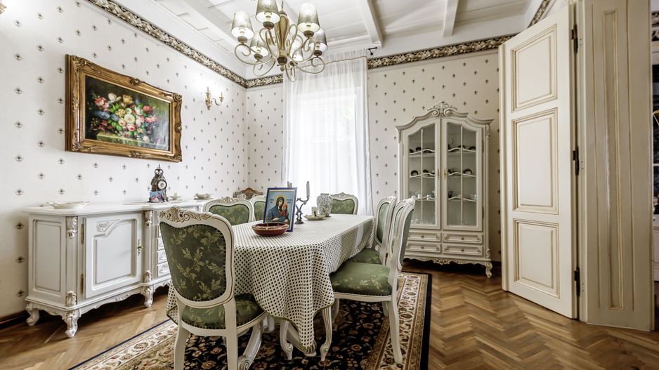 REZERVAT Visezi la o proprietate unică, plină de istorie și farmec? - Poză 7