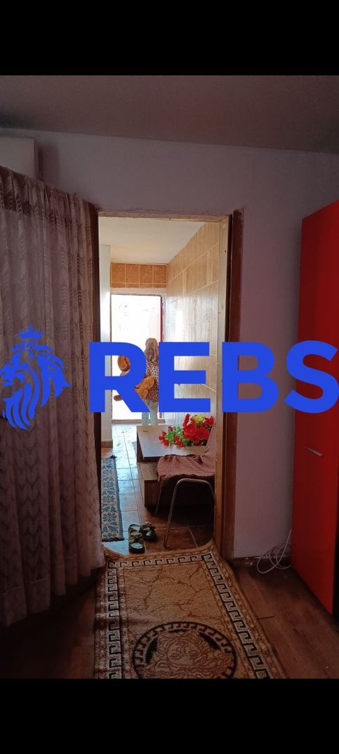 Casa in Ștefănești de jos lîngă voluntari - Poză 6