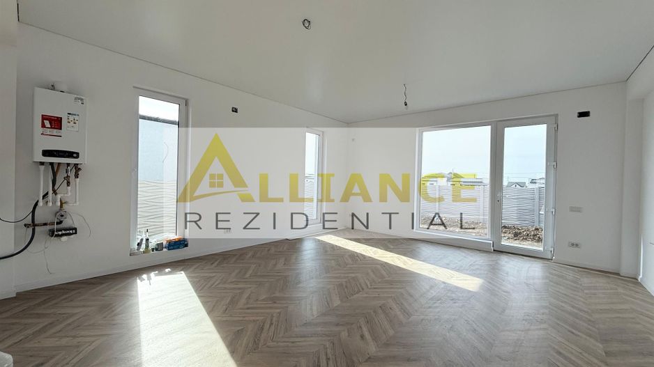 Casa Individuala - 4 camere - 2 bai - 371 mp teren - Poză 9