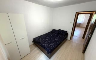 3 camere semidecomandat zona Materna -etaj 1- vedere bilaterala - Poză 4