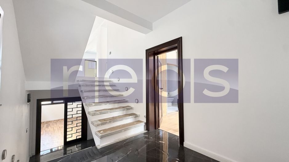 VÂNZARE VILĂ | ZONA OZANA | 5 CAMERE | ÎNCĂLZIRE ÎN PARDOSEALĂ - Poză 12