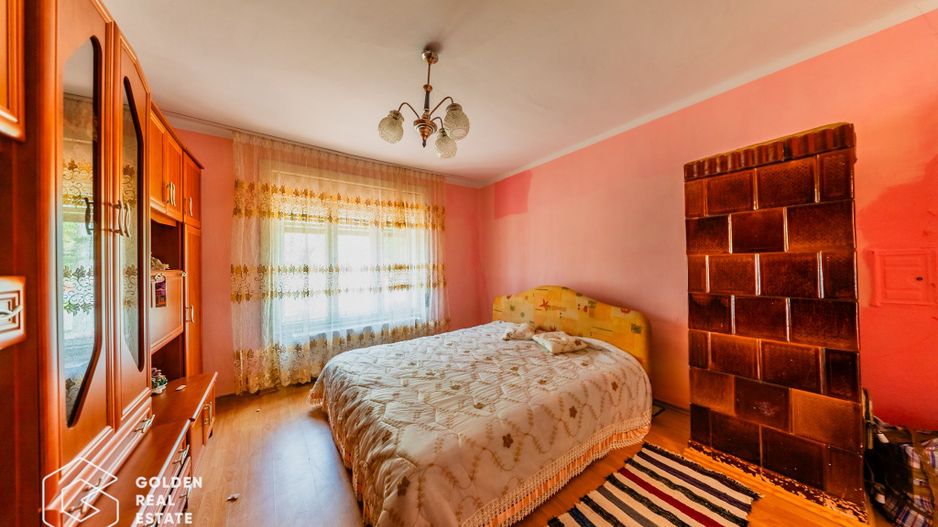 Casa situata in comuna Seitin, la cheie - Poză 16