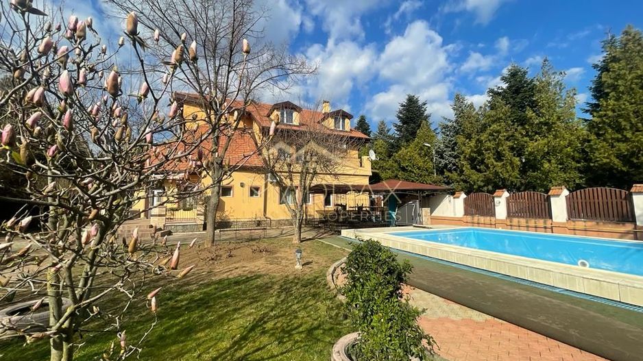 Vila superba**8 camere** Teren 1300 mp**Sauna +Piscina//Pipera - Poză 1