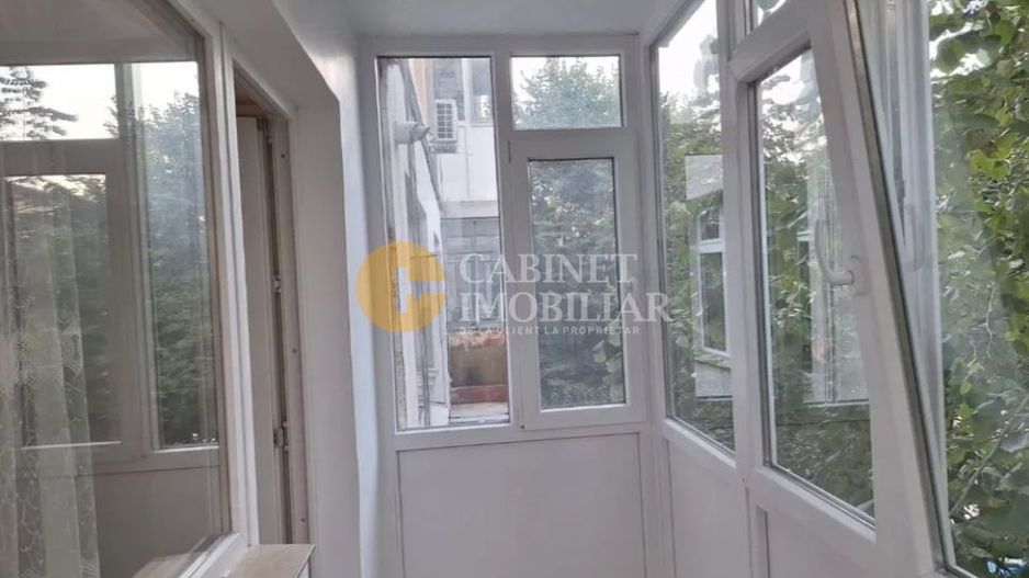 Stefan cel Mare - doua camere - etajul 2 - utilat si mobilat complet - Poză 3