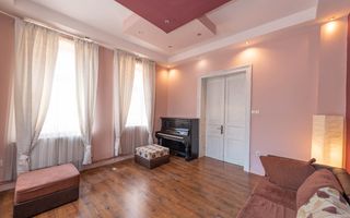 Apartament 3 camere de vanzare, in vila, 83 mp - Poză 2
