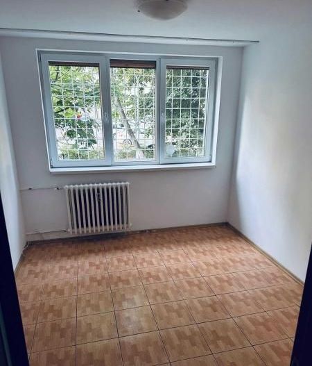 APARTAMENT RENOVAT 4 CAMERE PARTER BLOC REABILITAT APUSULUI - Poză 5