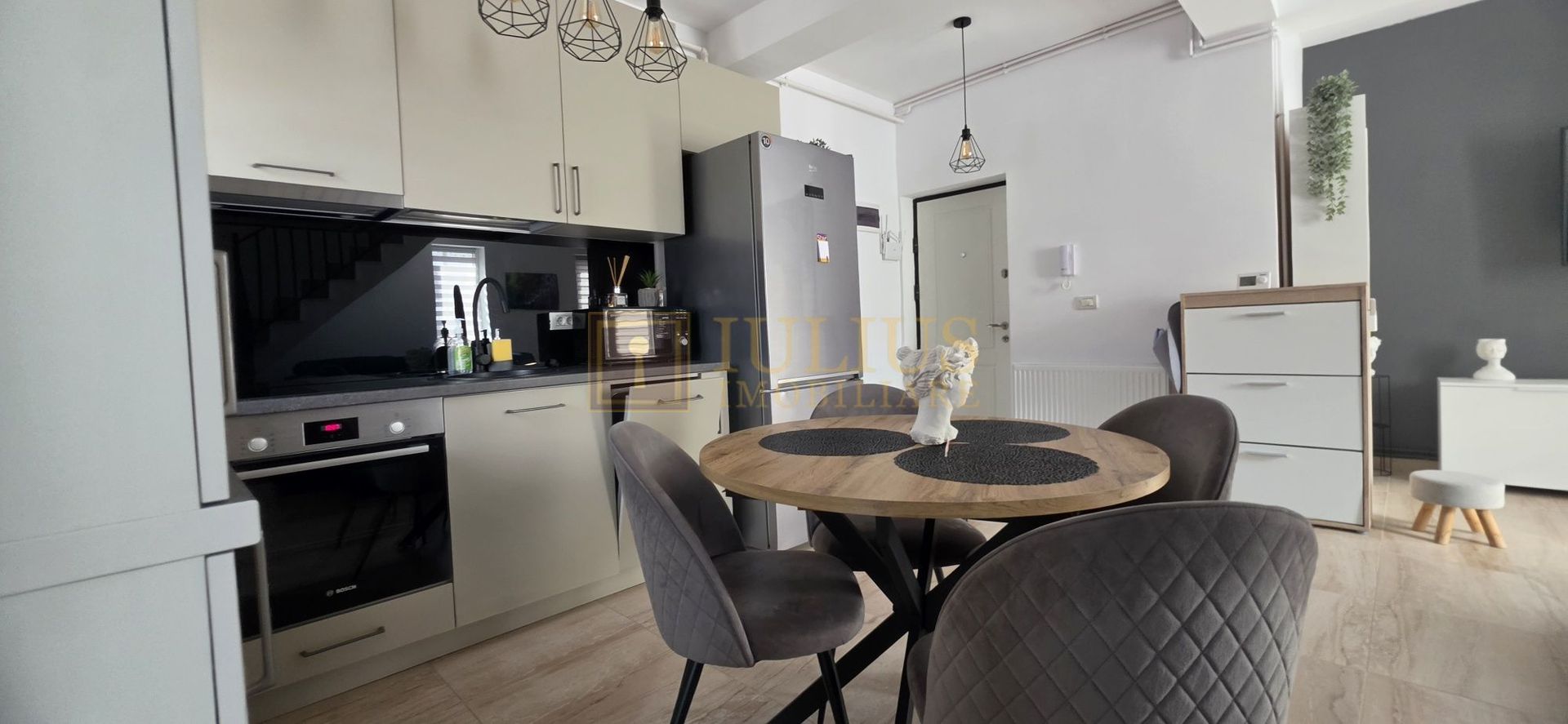 3 camere | tip penthouse| Future Residence| Giroc| loc de parcare| 80 mp - Poză 3