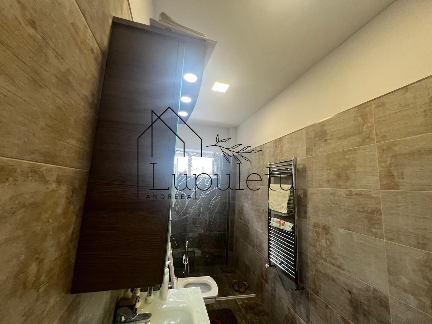 Casă de Vanzare | 200 MPU | Teren 305 MPU | Ultracentral - Poză 27