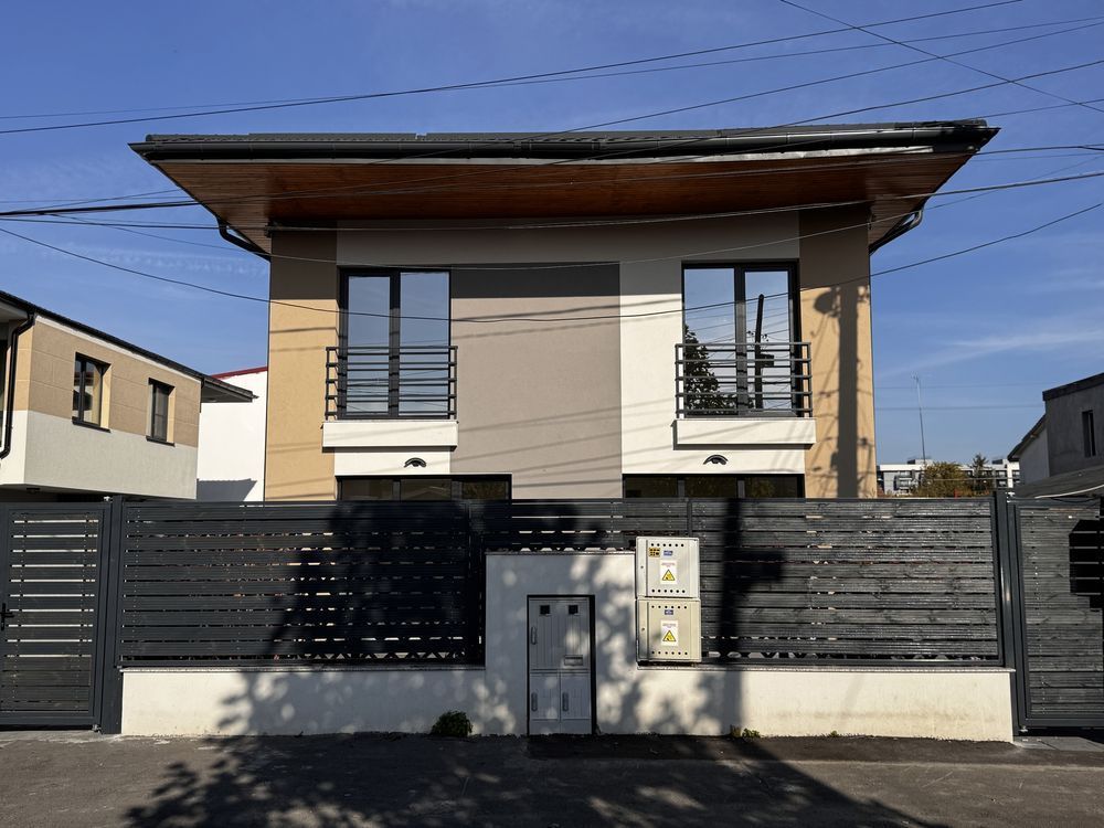 PROPRIETAR Casa Individuala P+1+M Noua la cheie /Doi cocosi Straulesti - Poză 1