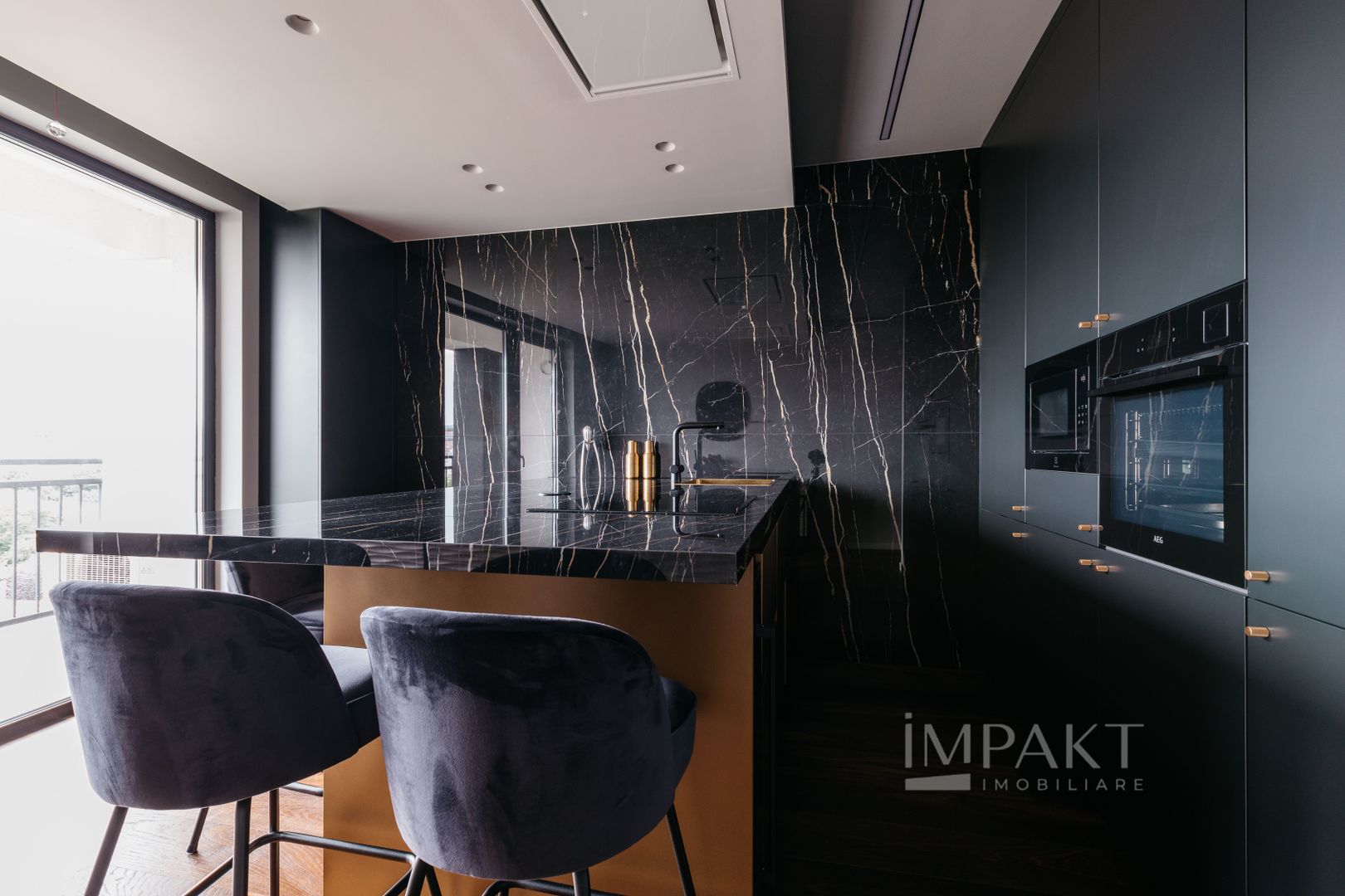 Penthouse extravagant in centrul orasului Cluj- Napoca - Poză 7