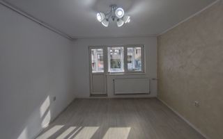 Apartament 2 camere, decomandat, renovat complet – Zona Tomis Nord - Poză 1
