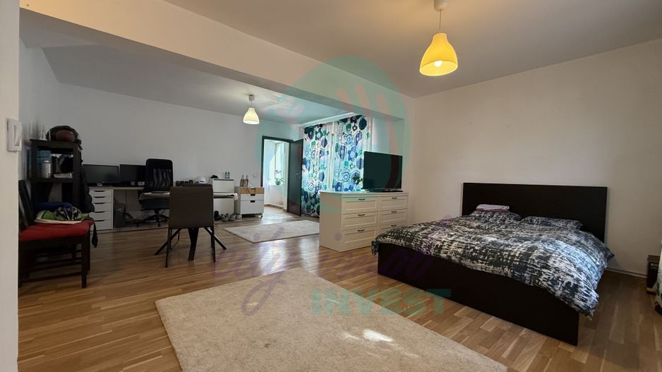 Proprietate cu 2 case și curte | 6 min Metrou Eroii Revoluției - Poză 3