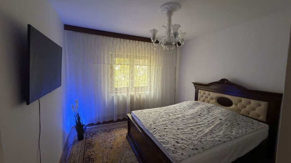 Apartament 3 cam dec Piata Centrala,et 2 - Poză 2