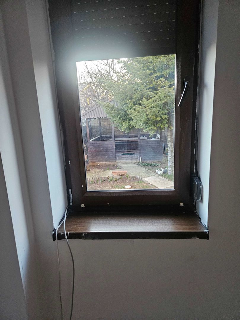 Apartament 3 camere Ghencea, curte cu foișor, parter - Poză 7