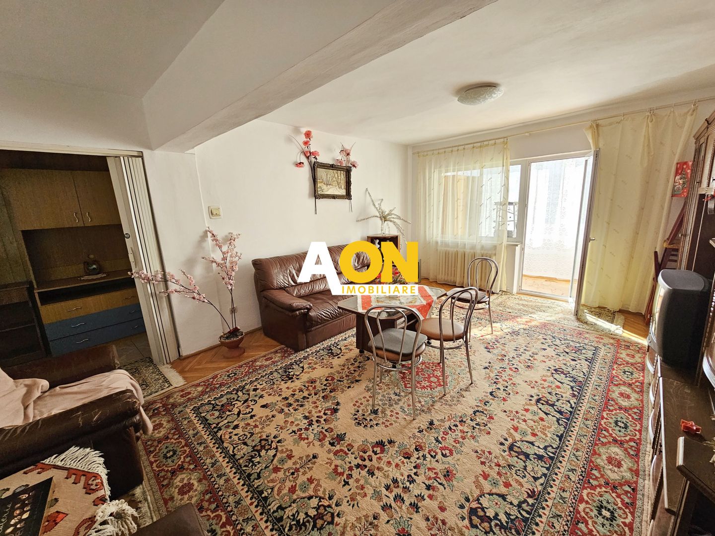 Apartament 3 camere, mobilat, utilat, 79 mp utili,  etaj 1, Centru - Poză 2