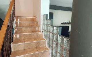 Casă individuală spațioasă cu garaj și curte generoasă – Ghiroda - Poză 43