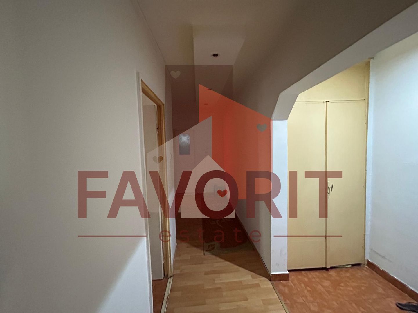 Apartament 3 camere decomadat, zona Dambovita - Poză 7